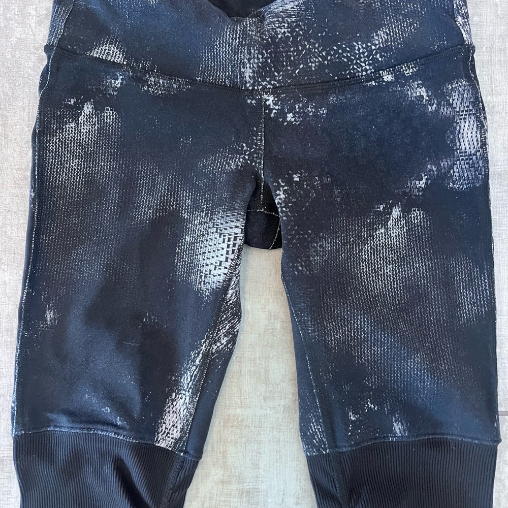 ALO Yoga Airbrush High-Waist Highlight Goddess  Leggings - Picture 5 of 10